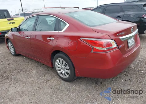 2015 Nissan Altima 2.5 S из США, поврежденный, VIN 1N4AL3AP8FN394454